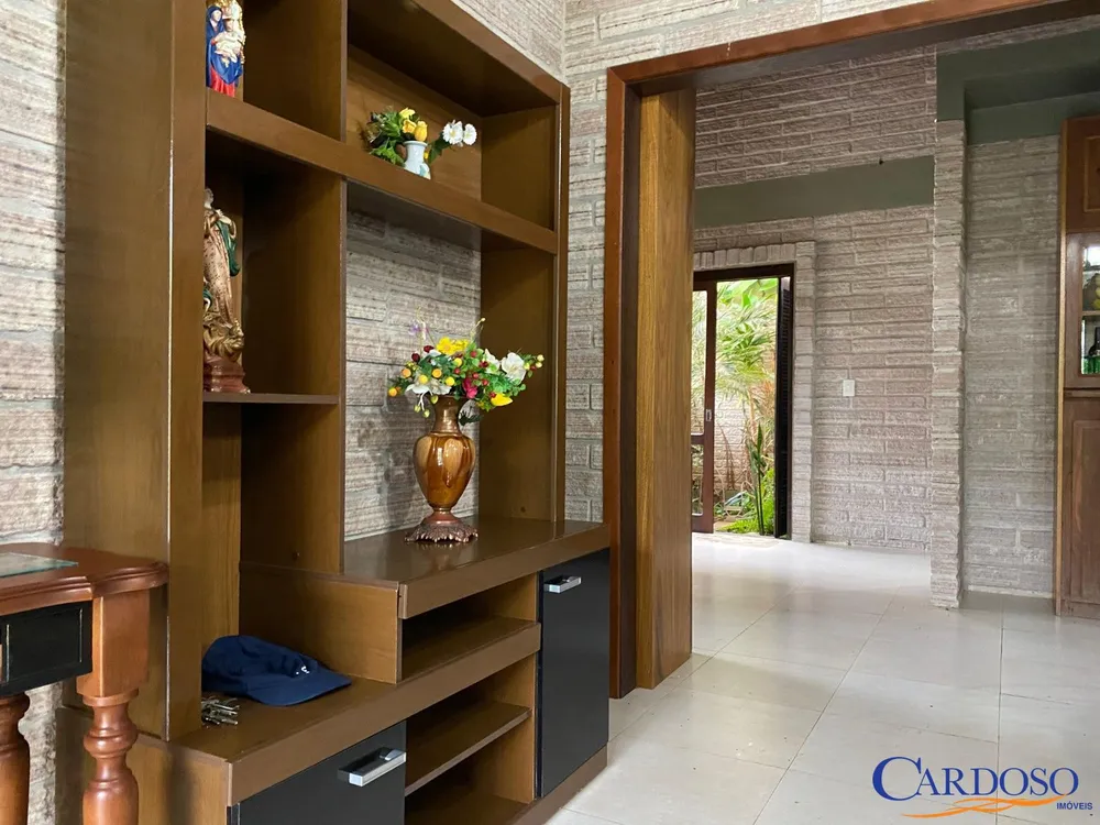 Casa, 3 quartos, 280 m² - Foto 2