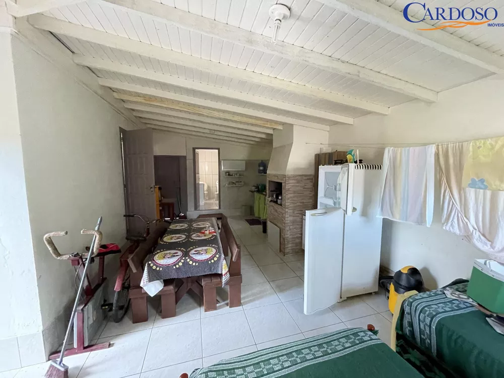 Casa à venda com 2 quartos, 150m² - Foto 6