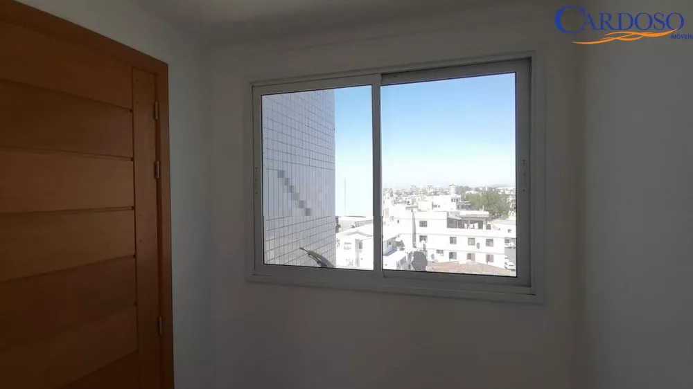 Apartamento à venda com 2 quartos, 87m² - Foto 2