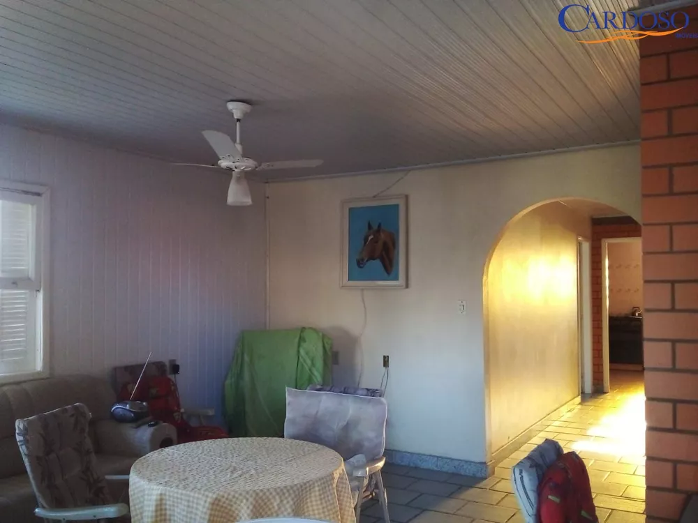 Casa à venda com 3 quartos, 90m² - Foto 8