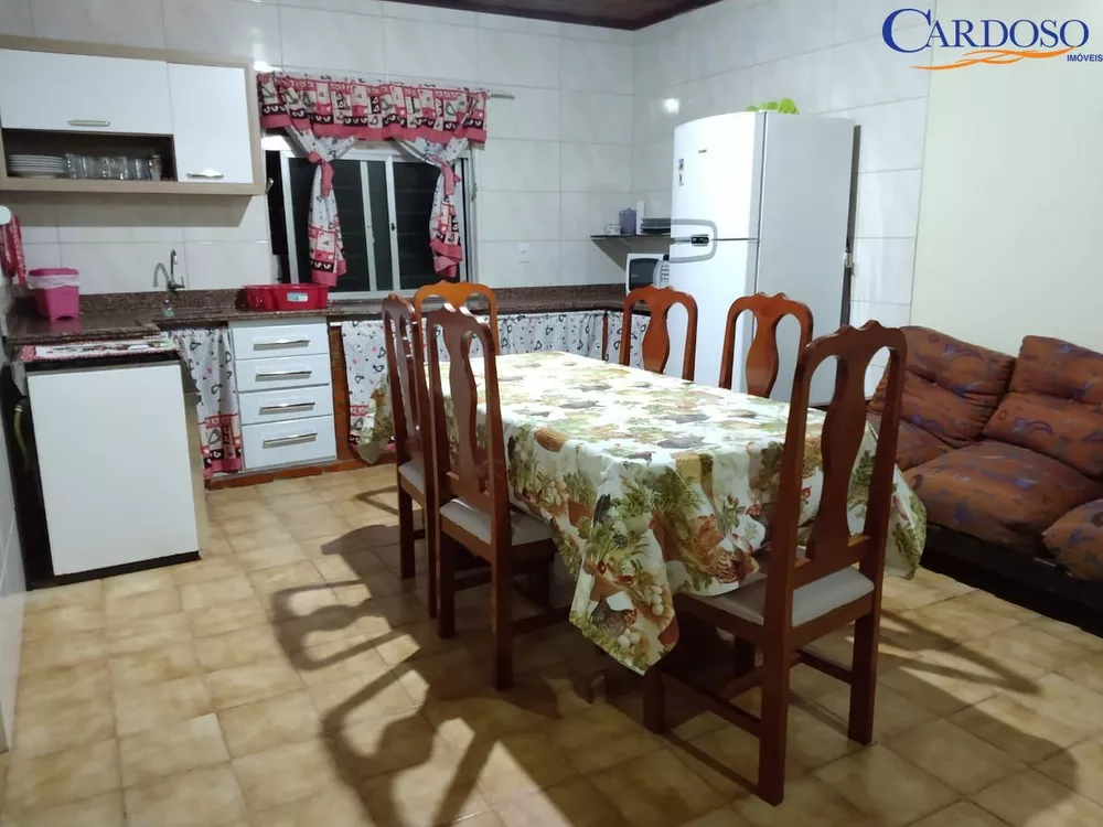 Casa à venda com 3 quartos, 160m² - Foto 6