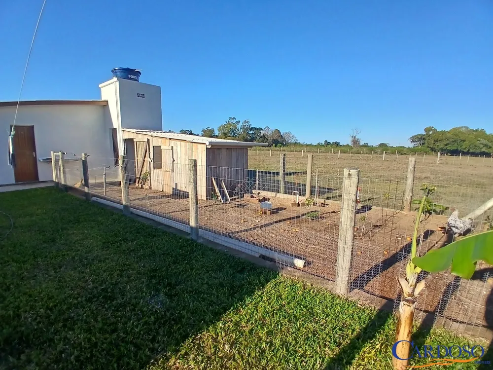 Casa, 2 quartos, 200 m² - Foto 1