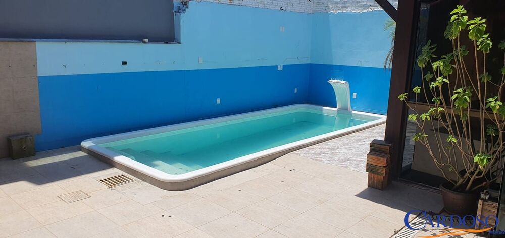 Casa, 4 quartos, 260 m² - Foto 1