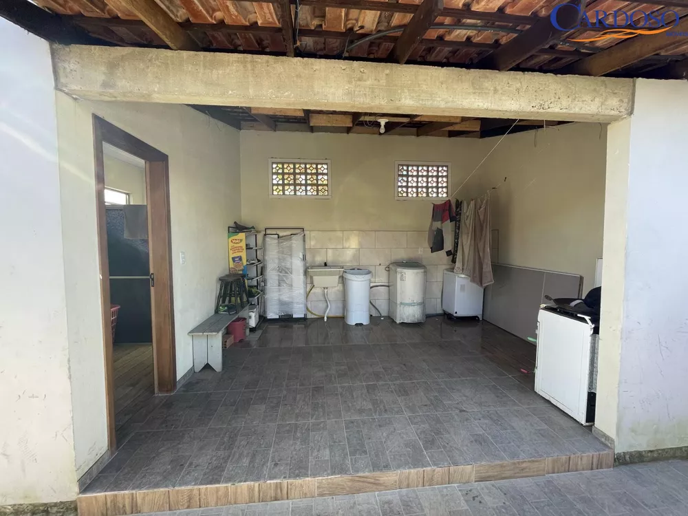 Casa à venda com 2 quartos, 140m² - Foto 4