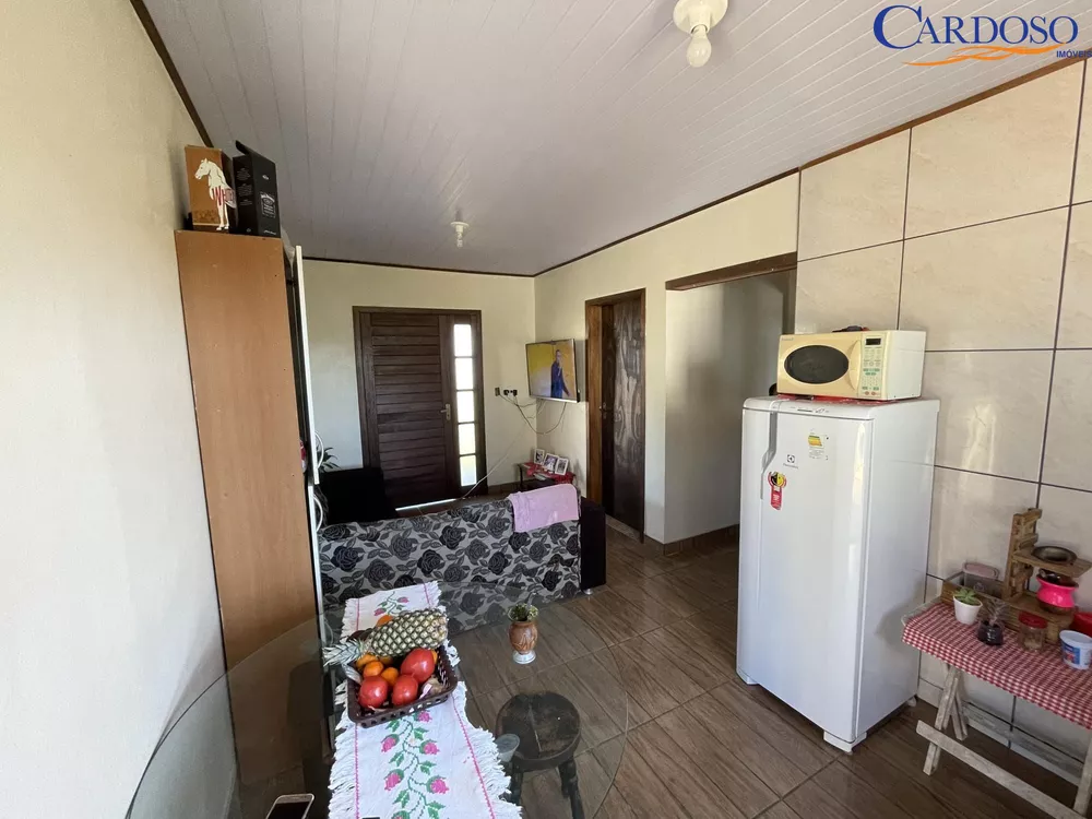 Casa à venda com 2 quartos, 140m² - Foto 8