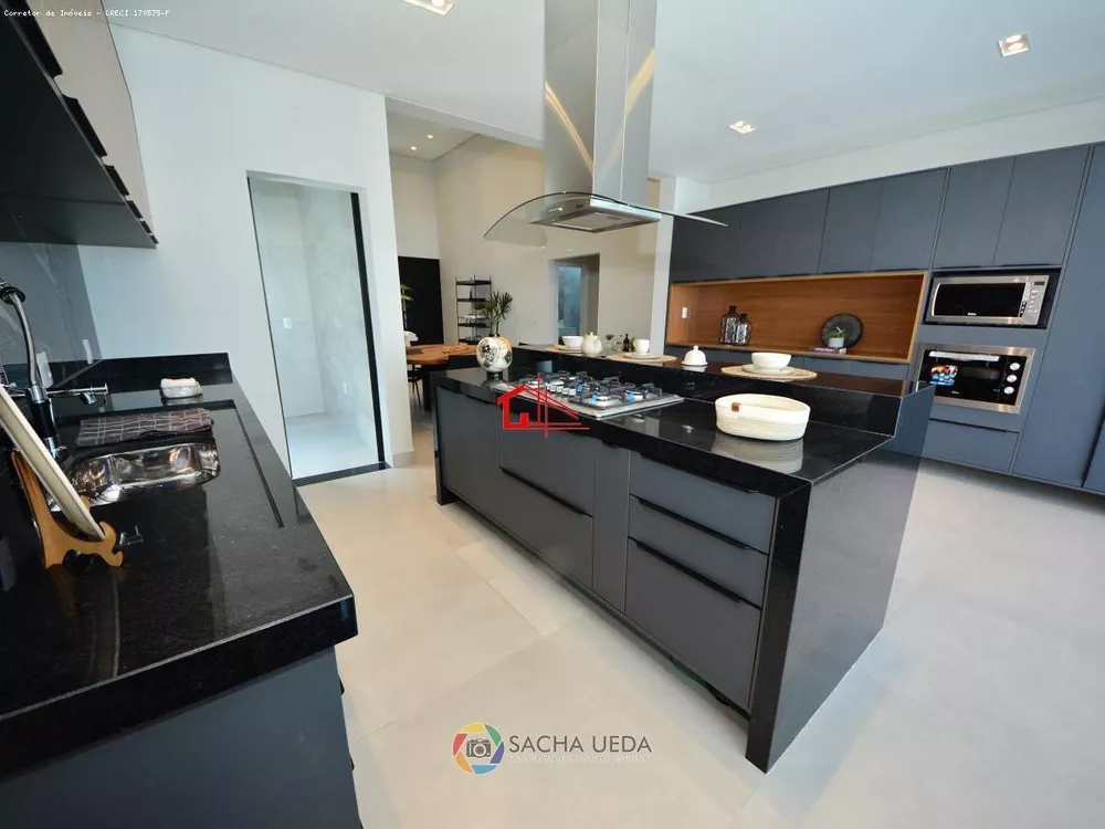 Casa de Condomínio à venda com 4 quartos, 259m² - Foto 4