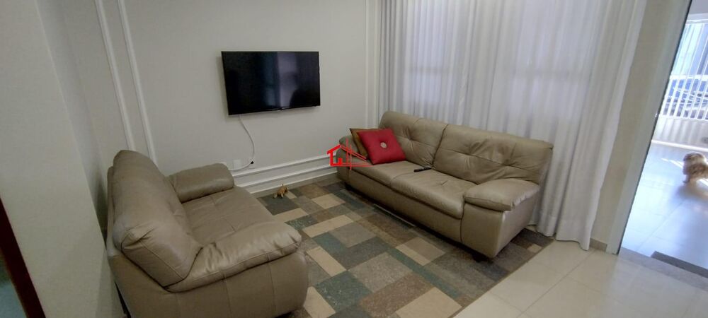 Casa, 3 quartos, 178 m² - Foto 2