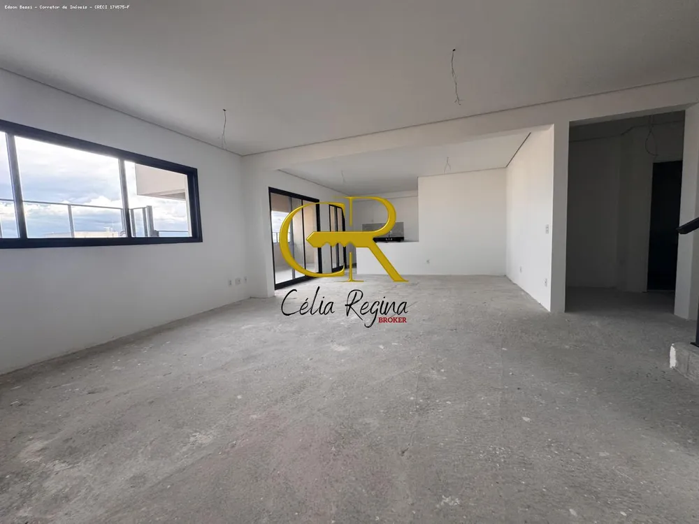 Apartamento, 3 quartos, 234 m² - Foto 2