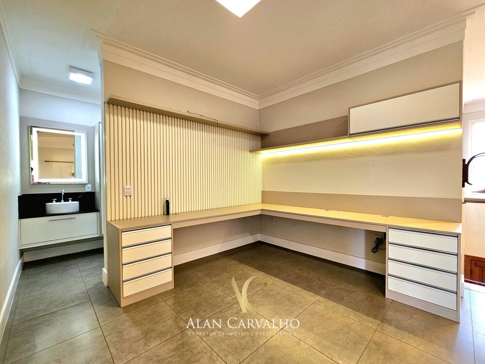 Casa de Condomínio à venda com 6 quartos, 600m² - Foto 3