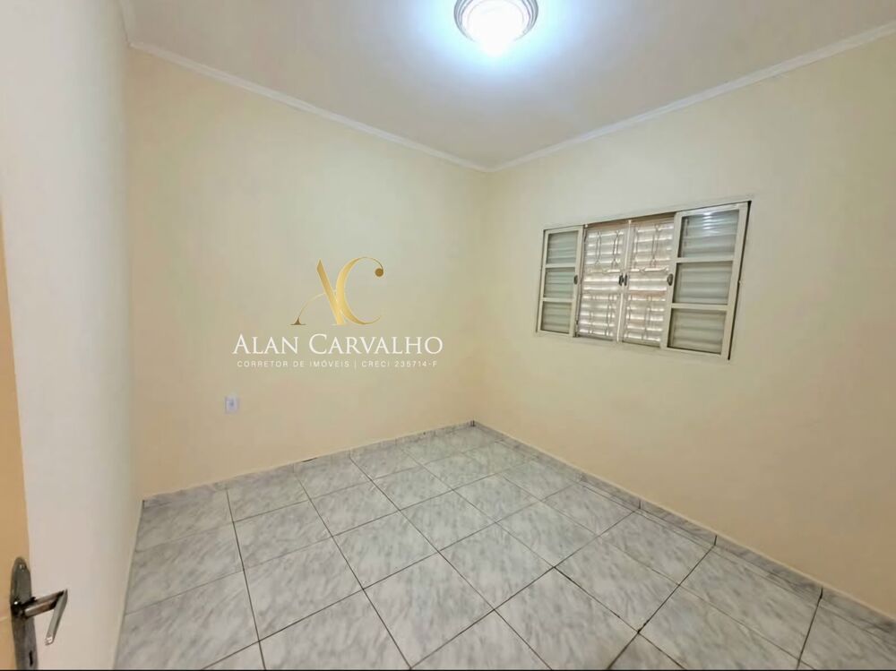 Casa à venda com 4 quartos, 300m² - Foto 9