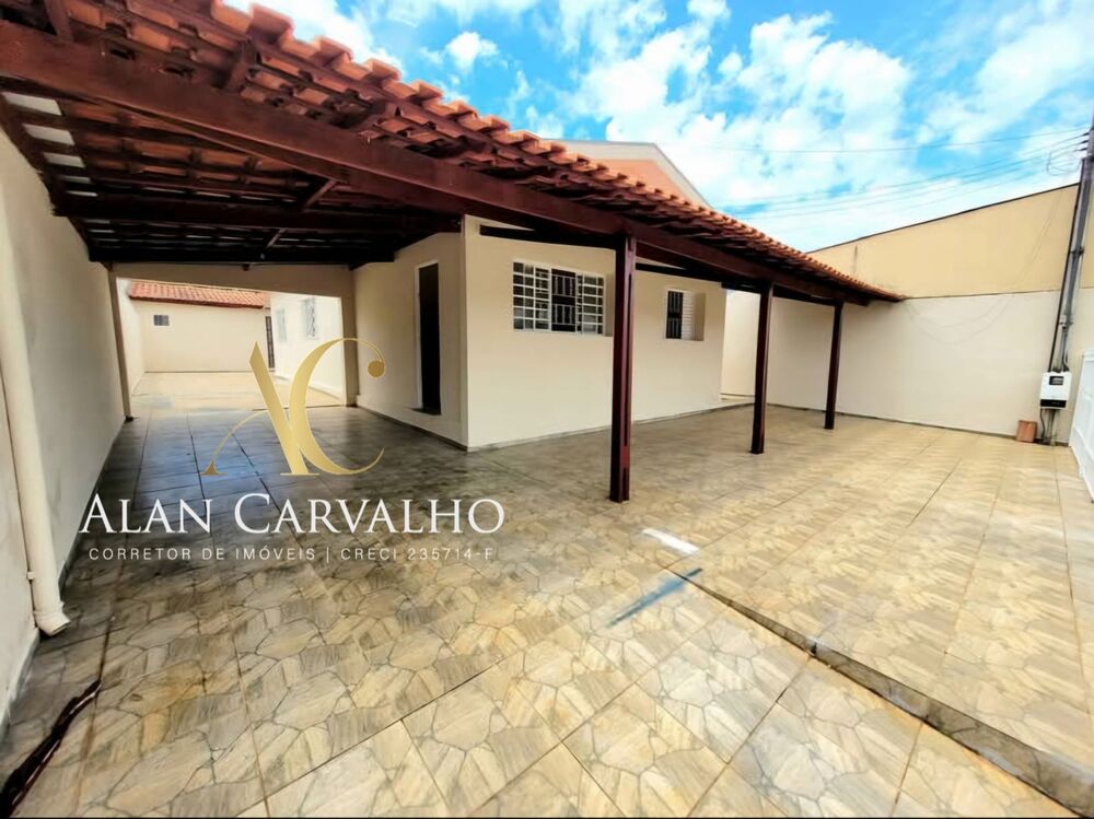Casa à venda com 4 quartos, 300m² - Foto 3