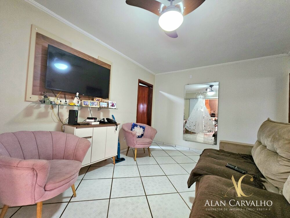 Casa à venda com 2 quartos, 300m² - Foto 4