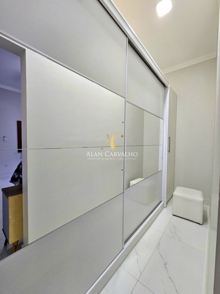 Casa à venda com 3 quartos, 300m² - Foto 13
