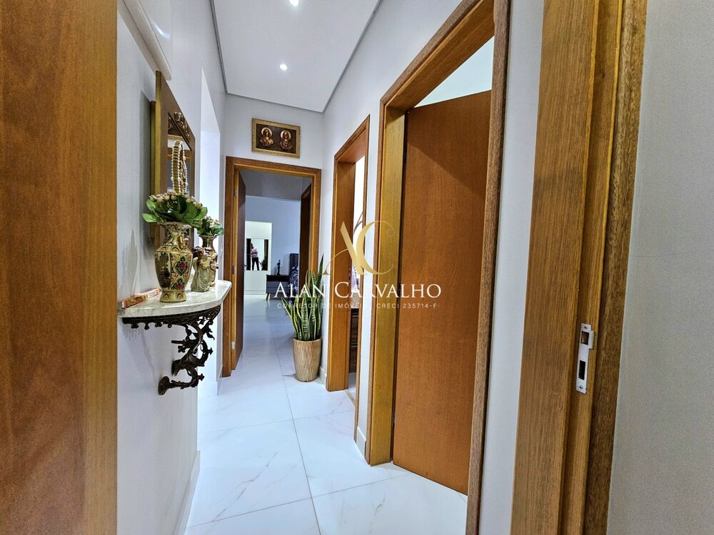 Casa à venda com 3 quartos, 300m² - Foto 11