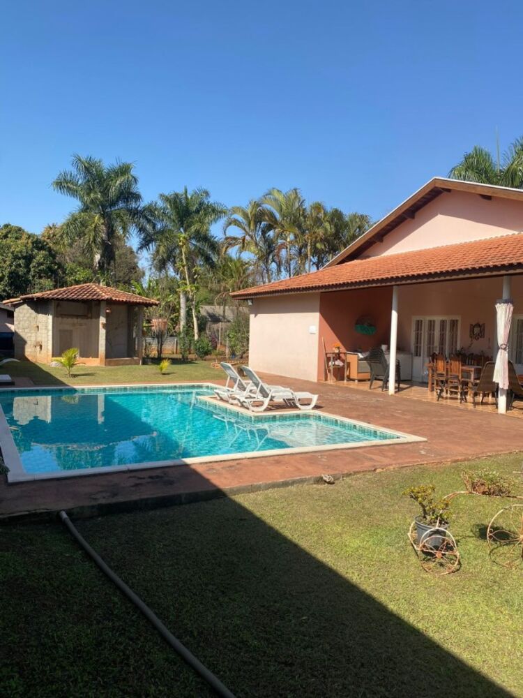 Chácara à venda com 4 quartos, 2550m² - Foto 3