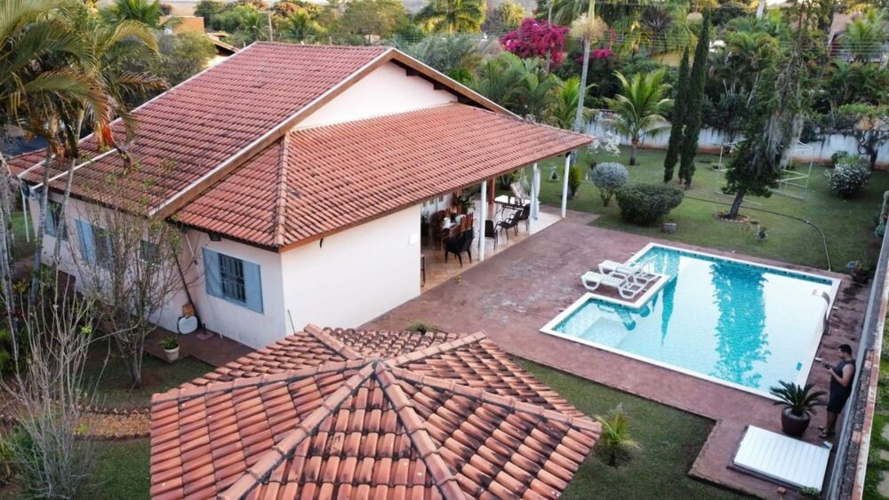 Chácara à venda com 4 quartos, 2550m² - Foto 4