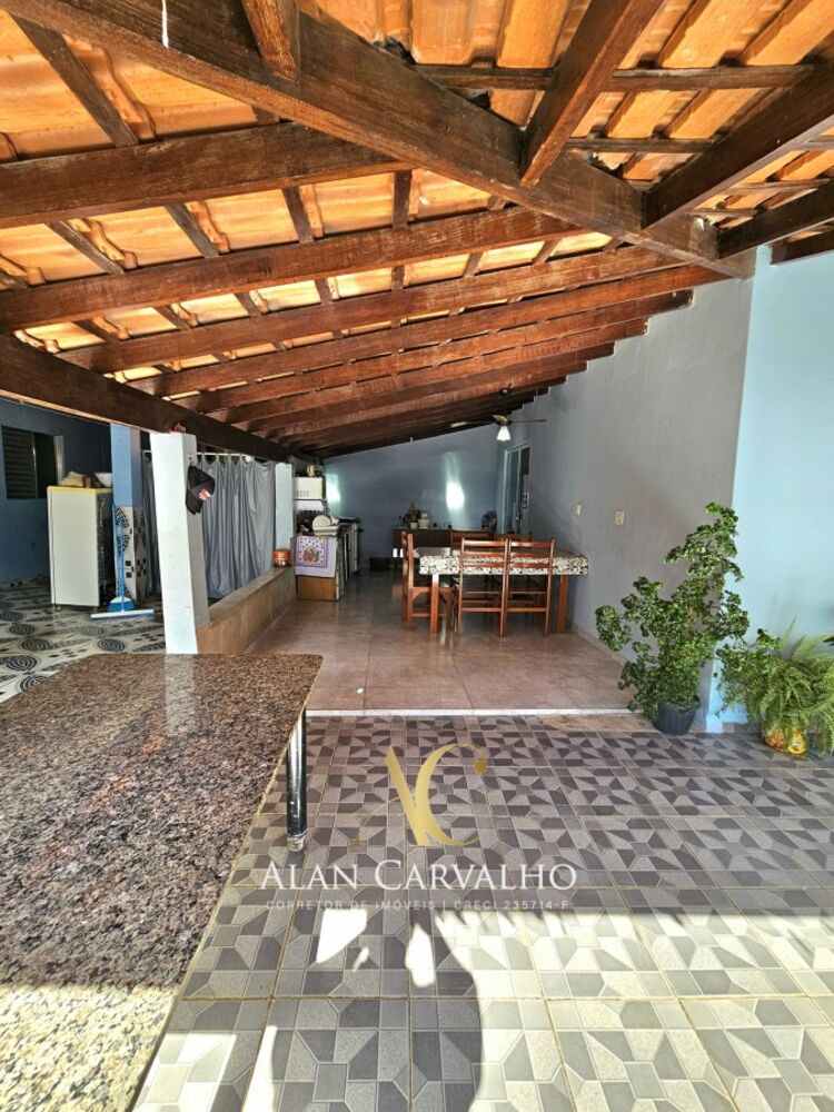Casa à venda com 4 quartos, 300m² - Foto 4