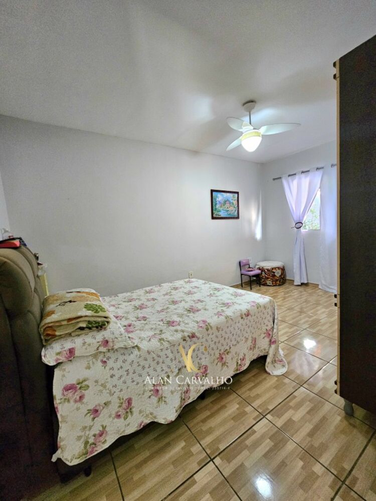 Casa à venda com 4 quartos, 300m² - Foto 12