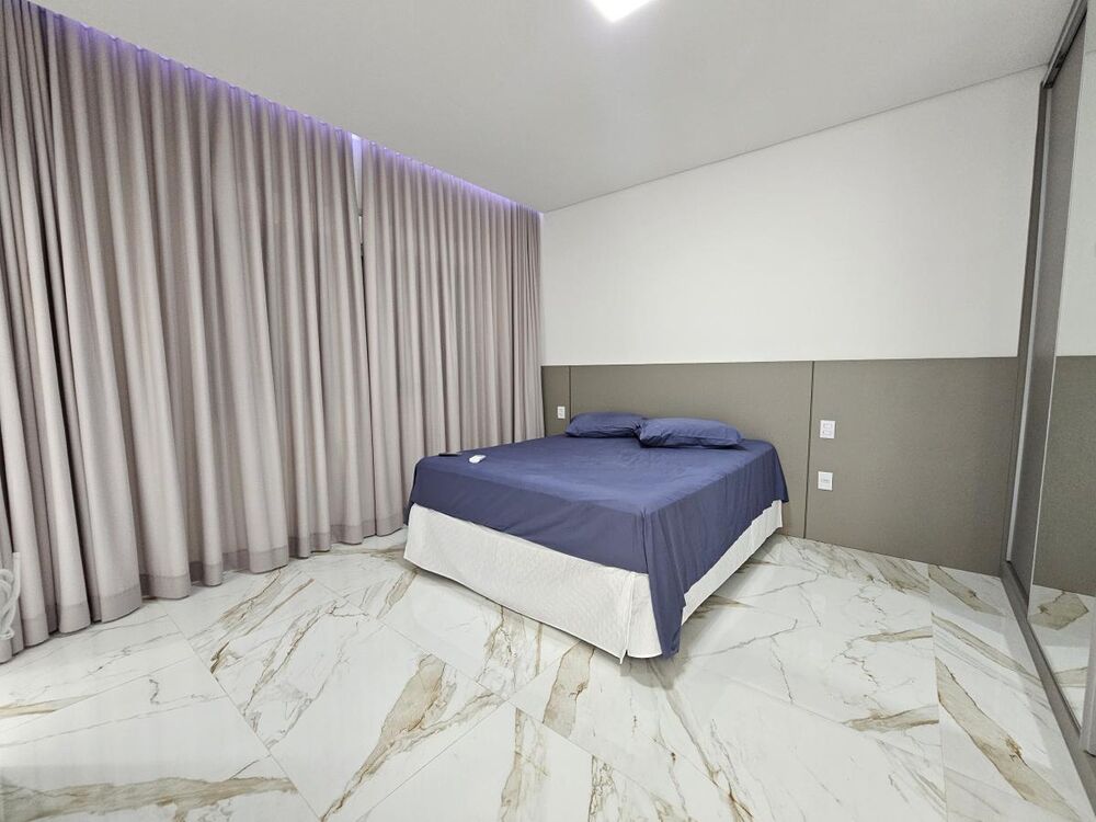 Casa à venda com 4 quartos, 600m² - Foto 8