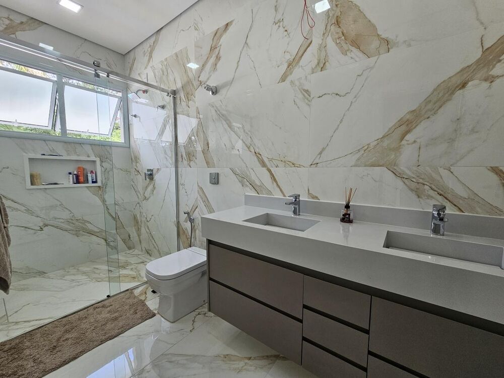 Casa à venda com 4 quartos, 600m² - Foto 6