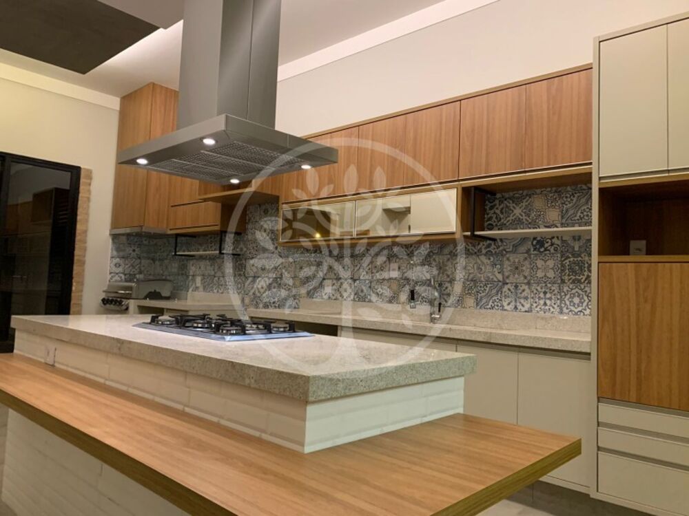 Casa à venda e aluguel com 3 quartos, 189m² - Foto 2