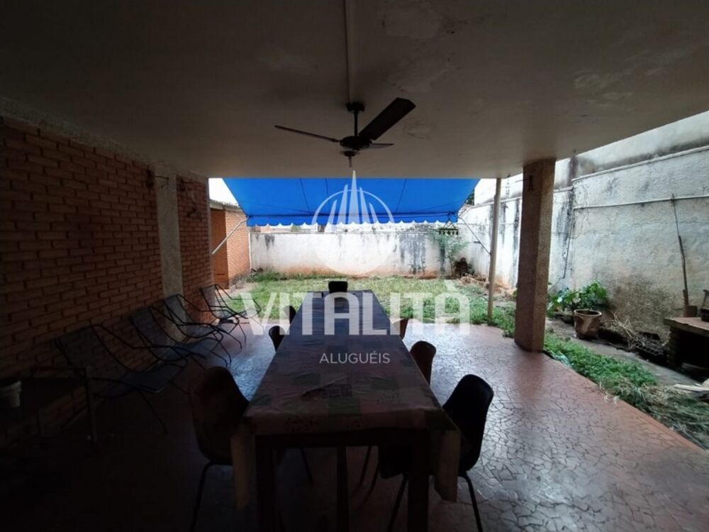 Casa, 3 quartos, 292 m² - Foto 2