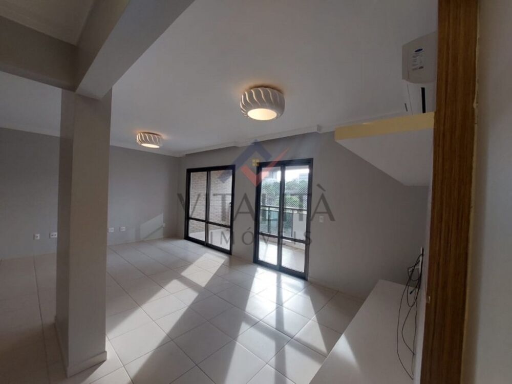 Apartamento à venda com 3 quartos, 137m² - Foto 9