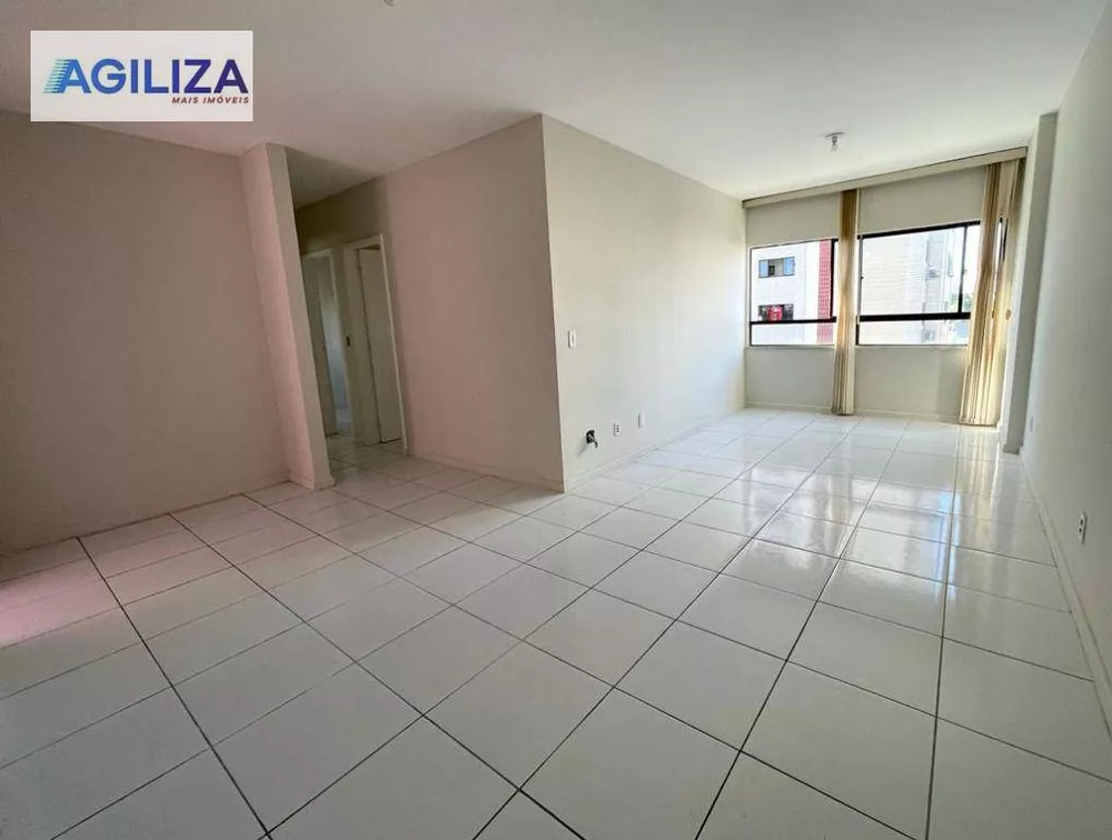 Apartamento para alugar com 3 quartos, 94m² - Foto 4