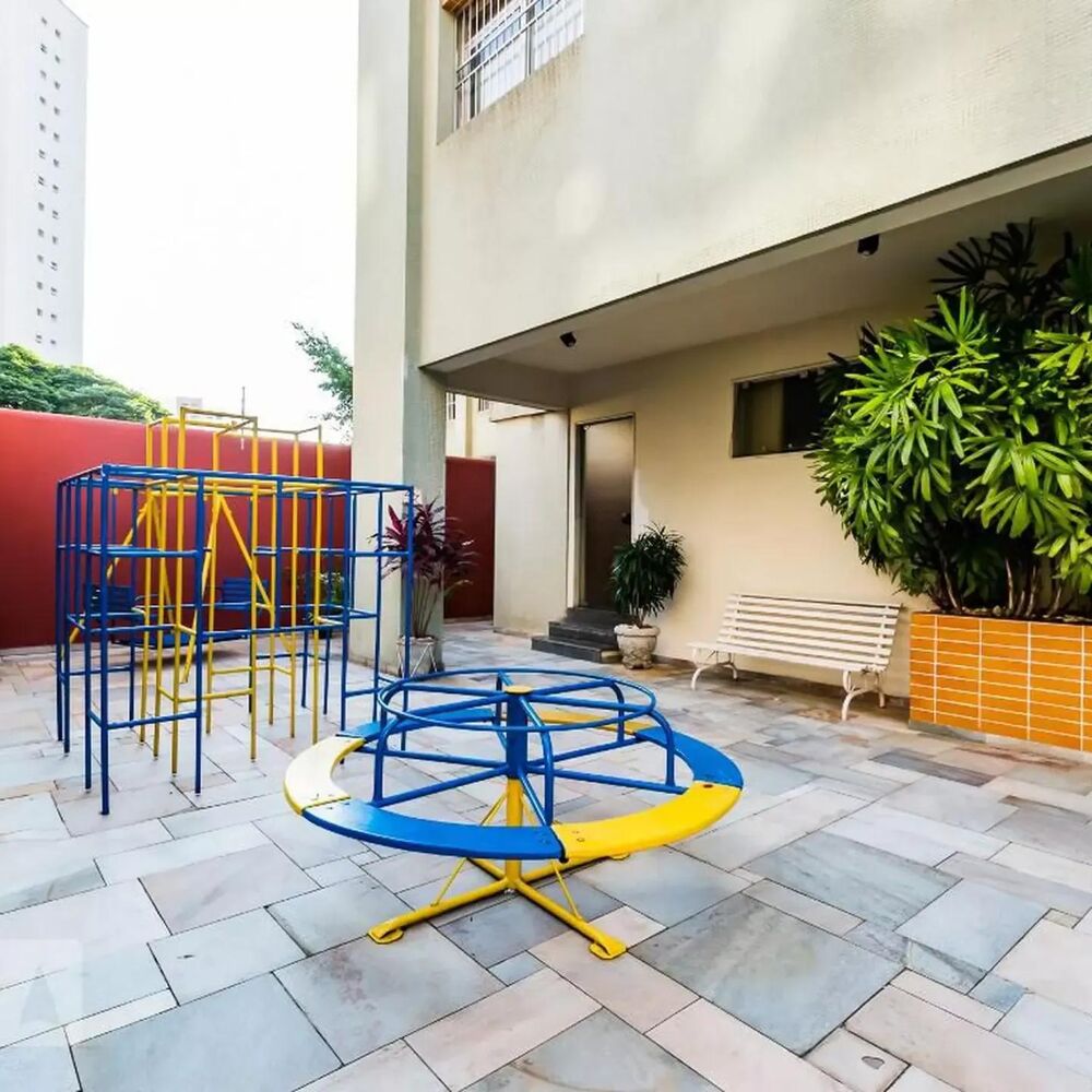 Apartamento para alugar com 3 quartos, 90m² - Foto 1