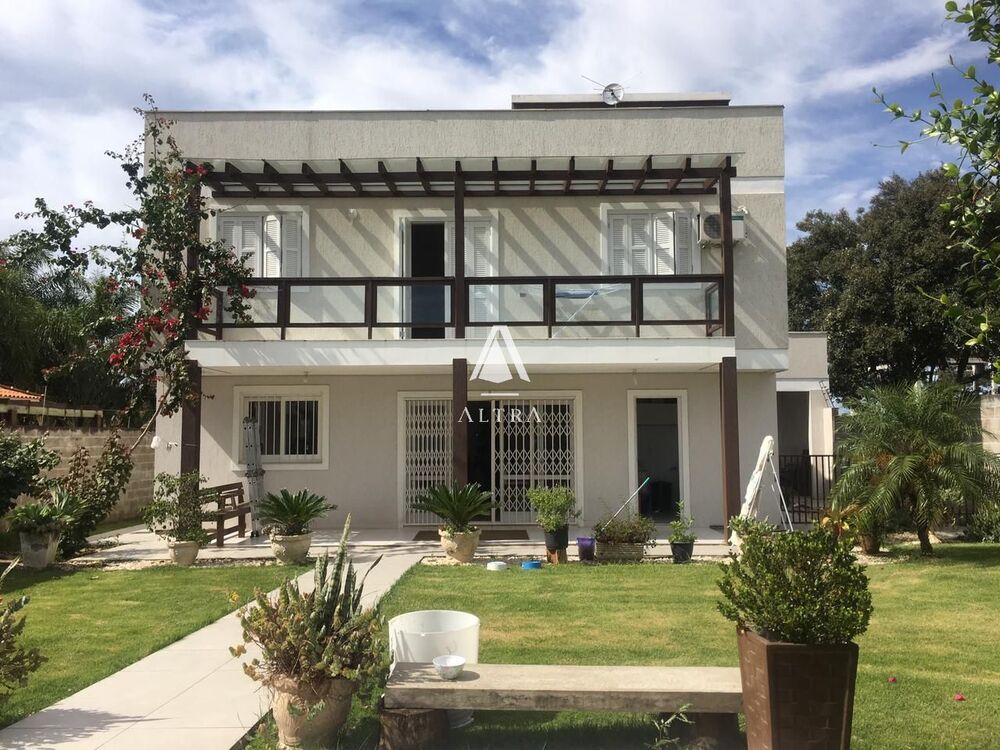 Casa, 3 quartos, 300 m² - Foto 1