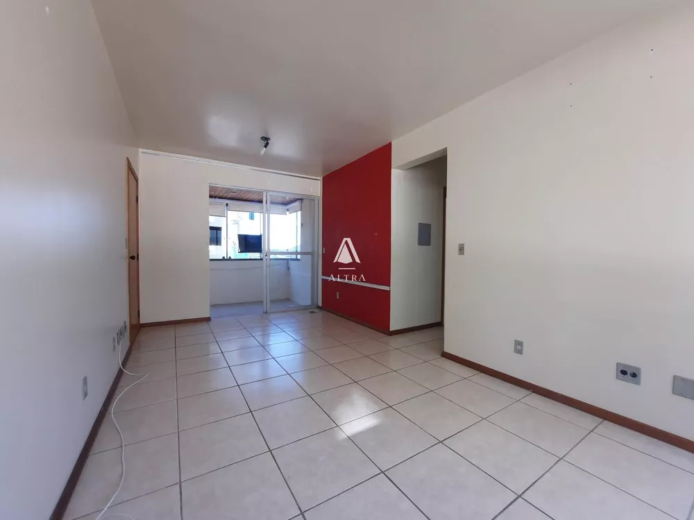 Apartamento à venda com 2 quartos, 71m² - Foto 2