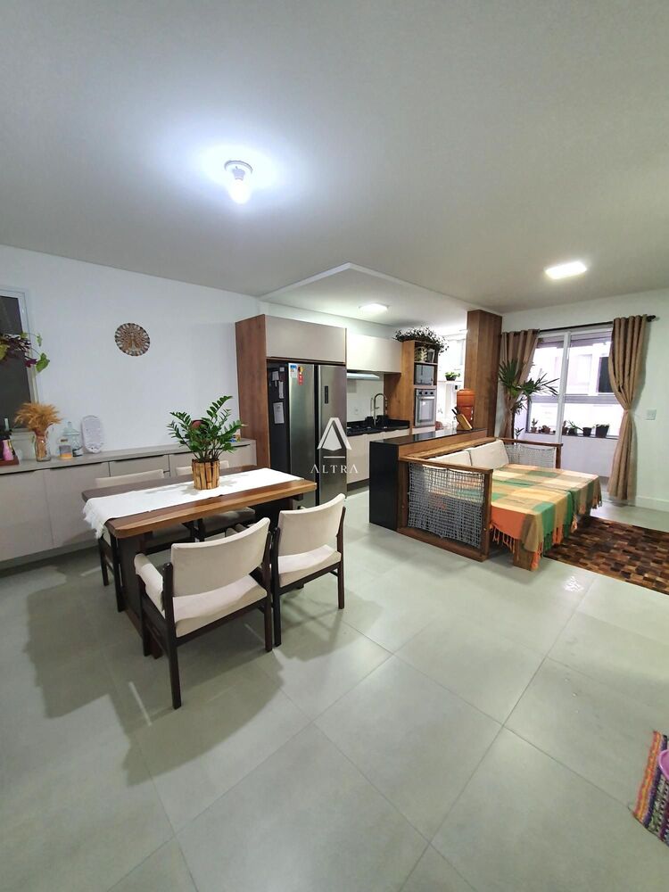 Apartamento, 2 quartos, 100 m² - Foto 1
