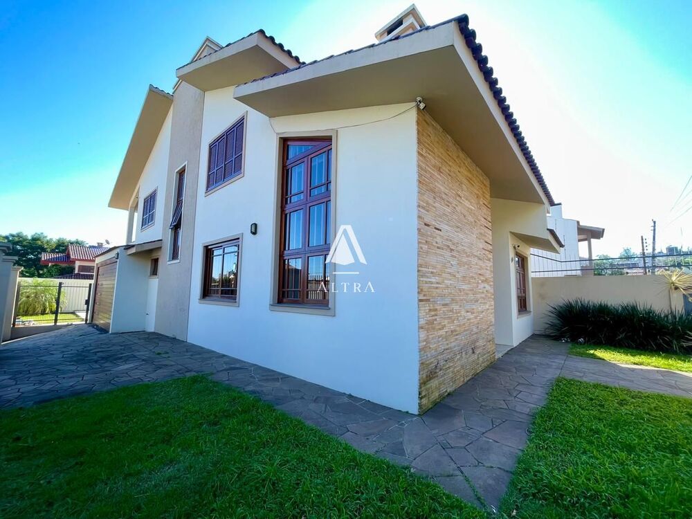 Casa, 3 quartos, 216 m² - Foto 2
