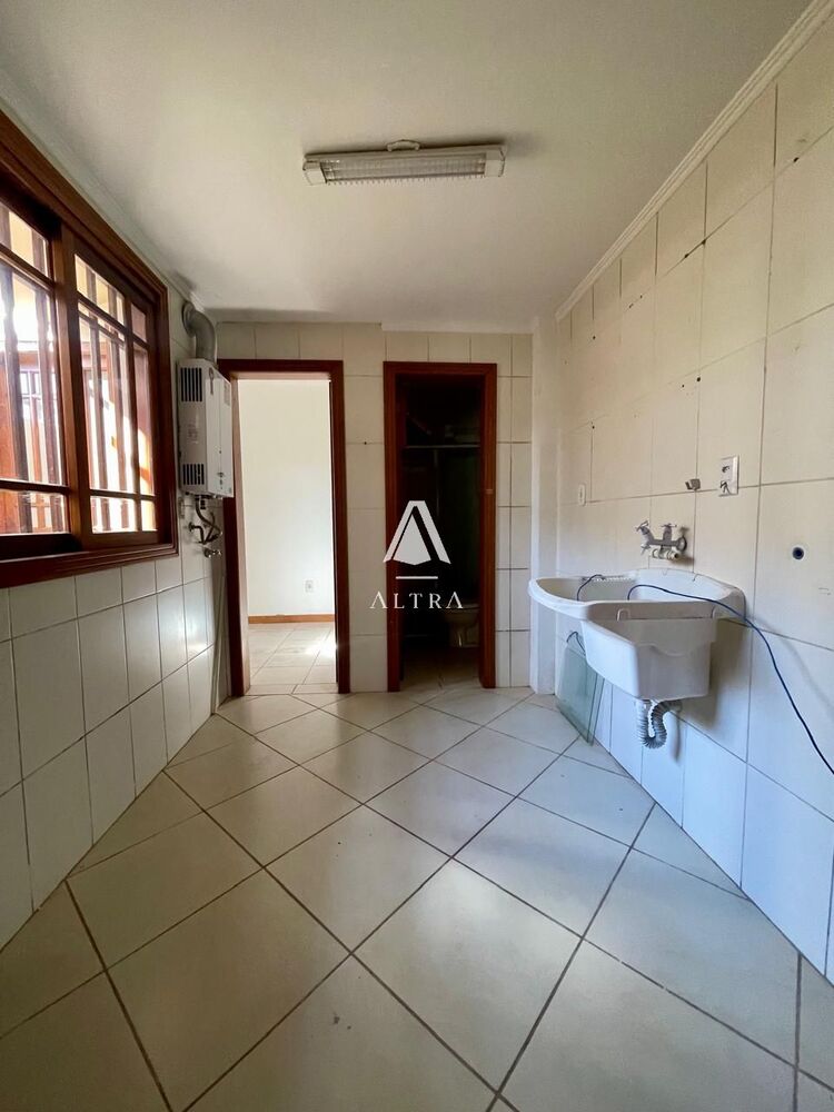 Casa, 3 quartos, 216 m² - Foto 14