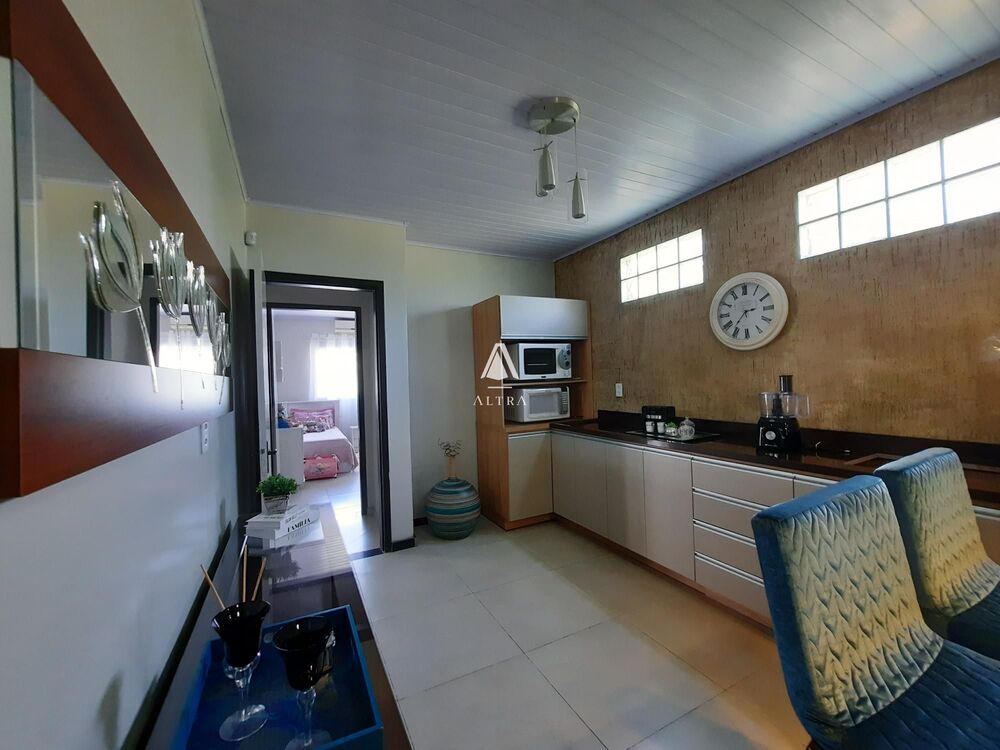 Casa, 5 quartos, 350 m² - Foto 1