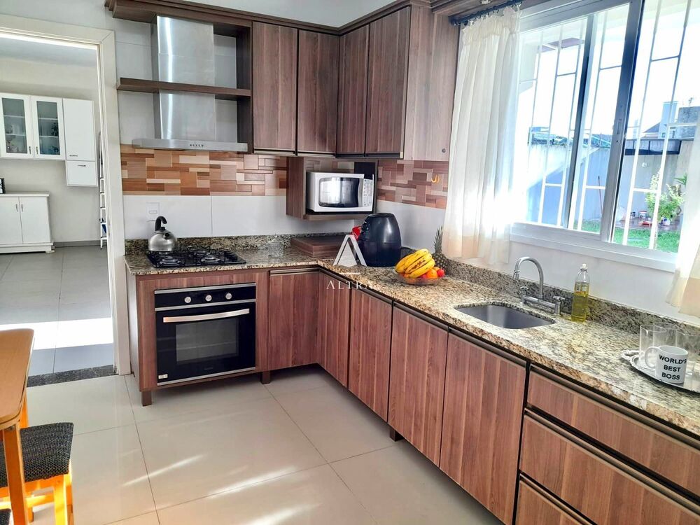 Casa, 3 quartos, 200 m² - Foto 2