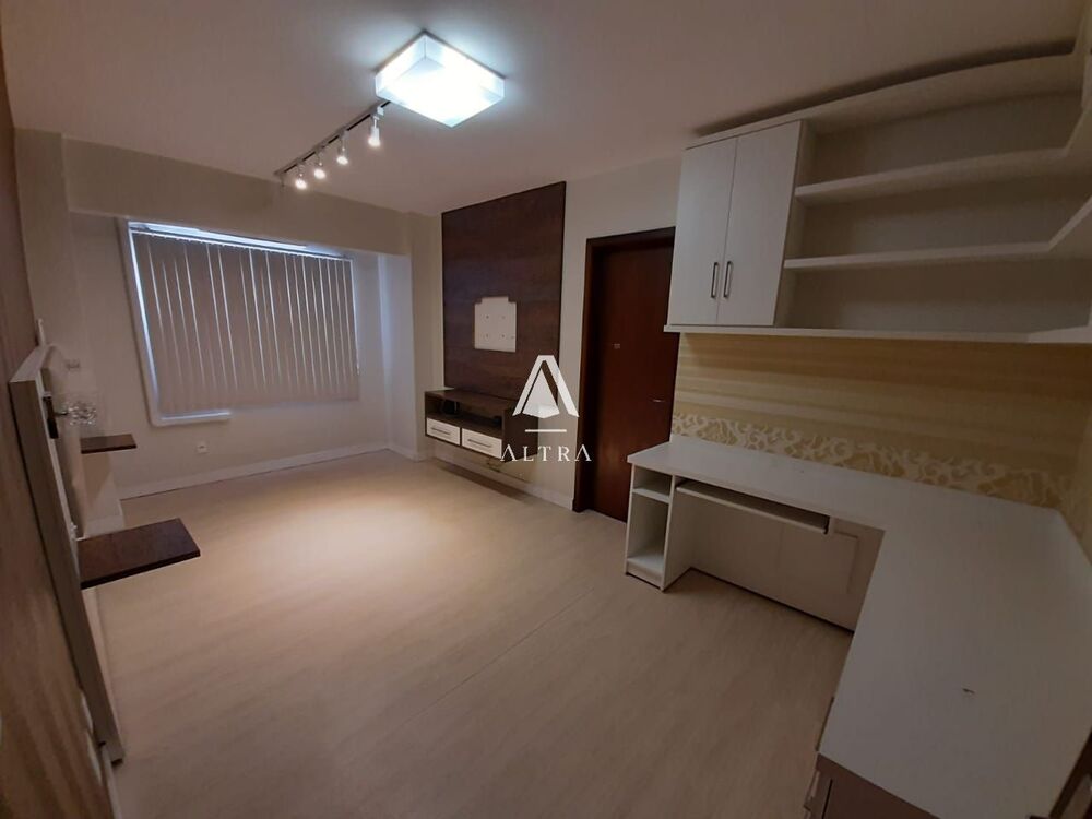 Apartamento à venda com 3 quartos, 145m² - Foto 10