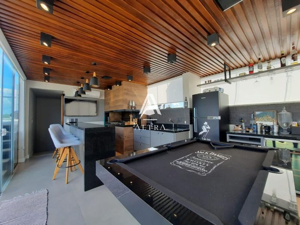 Cobertura, 3 quartos, 260 m² - Foto 2