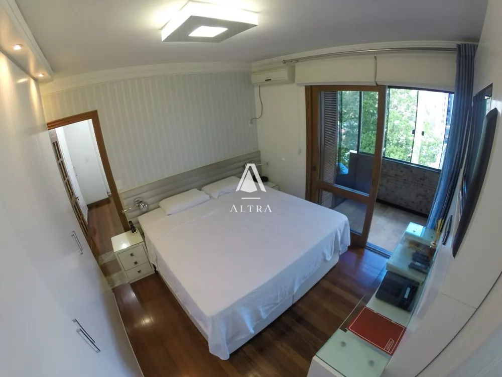 Apartamento à venda com 4 quartos, 182m² - Foto 9