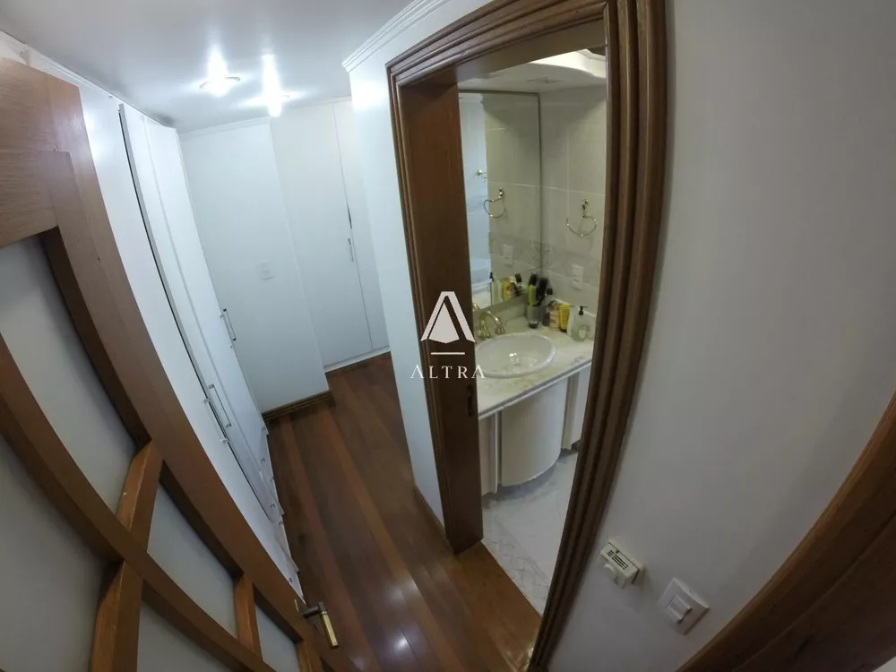 Apartamento à venda com 4 quartos, 182m² - Foto 10