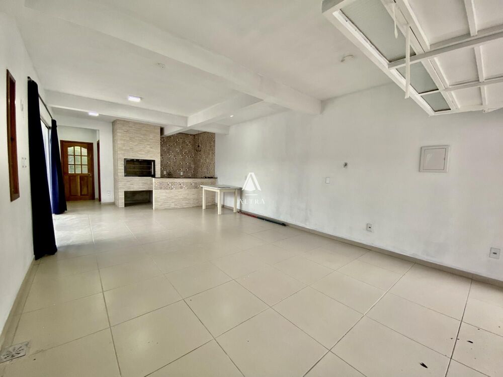 Casa, 3 quartos, 213 m² - Foto 3