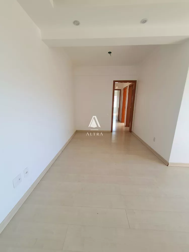 Apartamento, 3 quartos, 105 m² - Foto 2