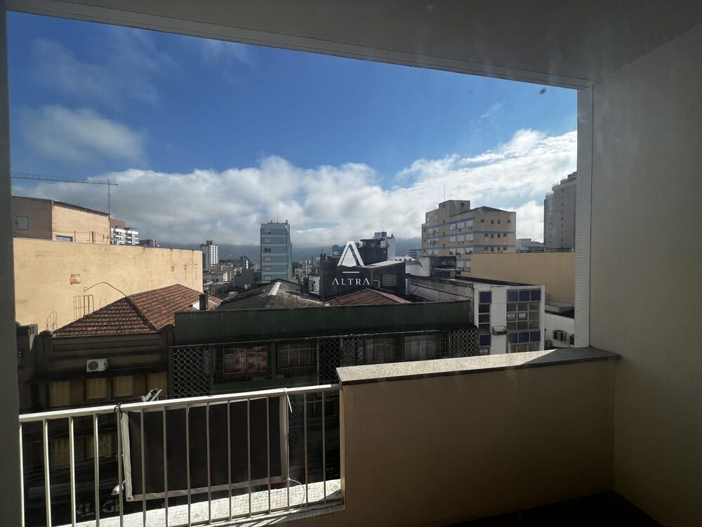 Apartamento à venda com 3 quartos, 117m² - Foto 1