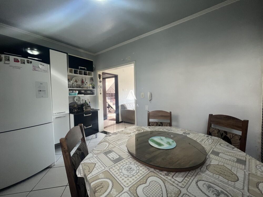Casa Comercial à venda com 6 quartos, 267m² - Foto 4