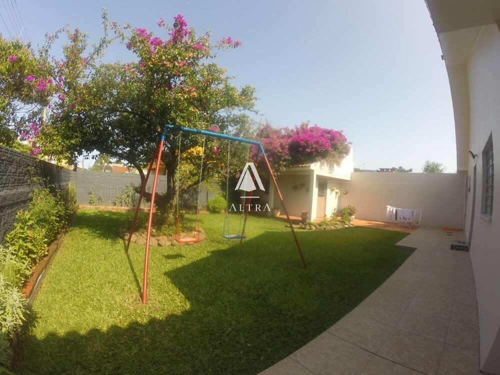 Casa, 4 quartos, 325 m² - Foto 2