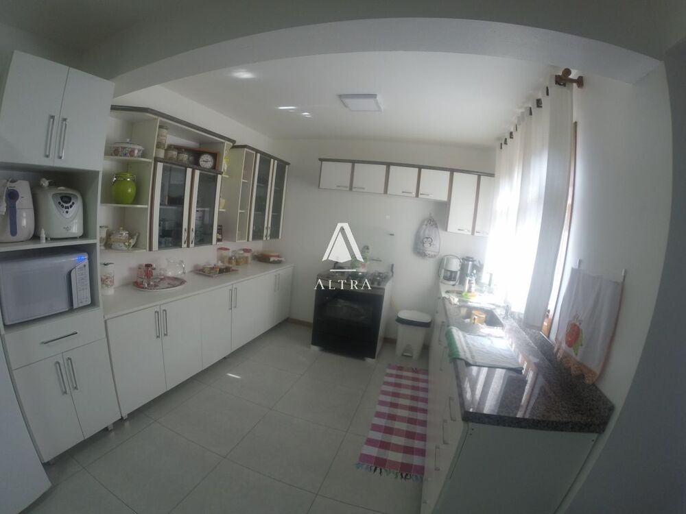 Casa, 4 quartos, 325 m² - Foto 3