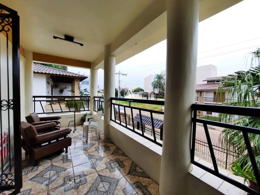 Casa, 5 quartos, 288 m² - Foto 2