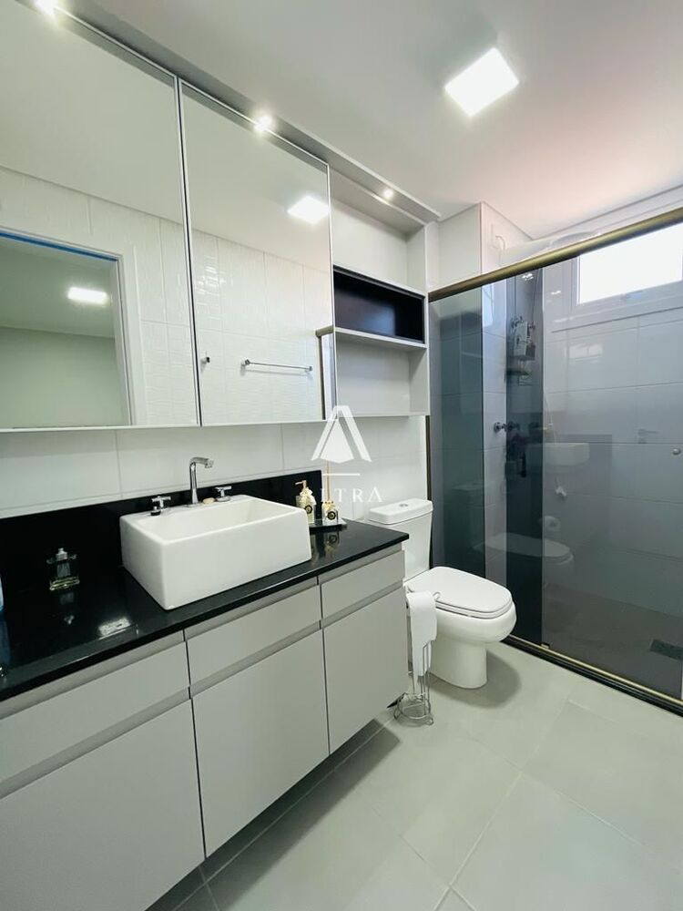 Apartamento à venda com 2 quartos, 74m² - Foto 4