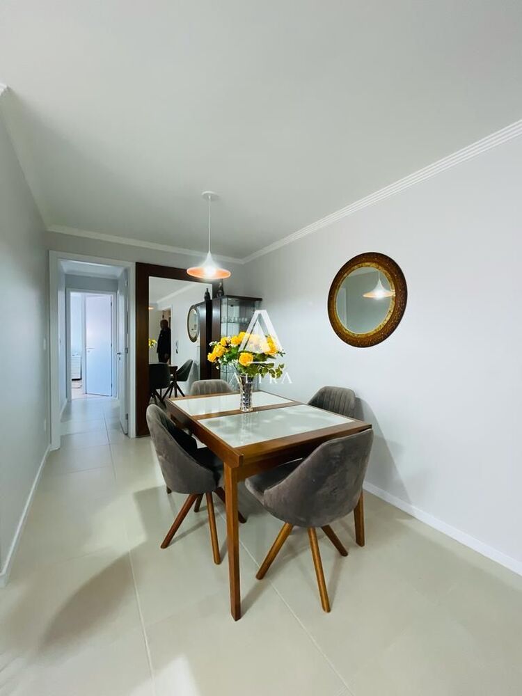Apartamento à venda com 2 quartos, 74m² - Foto 3