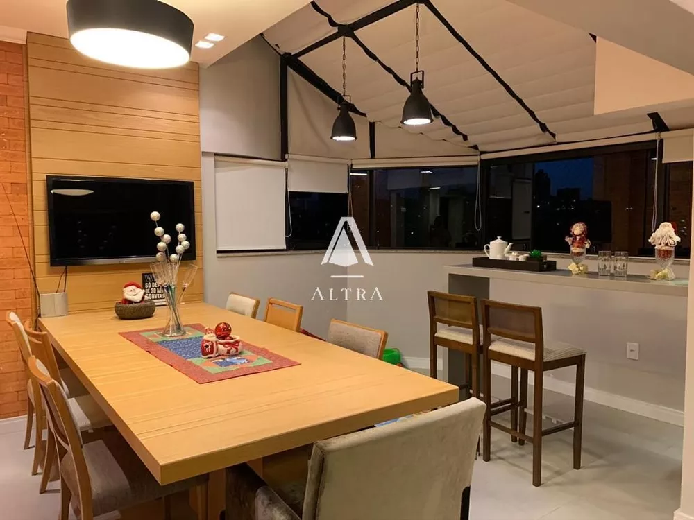 Cobertura à venda com 3 quartos, 258m² - Foto 3